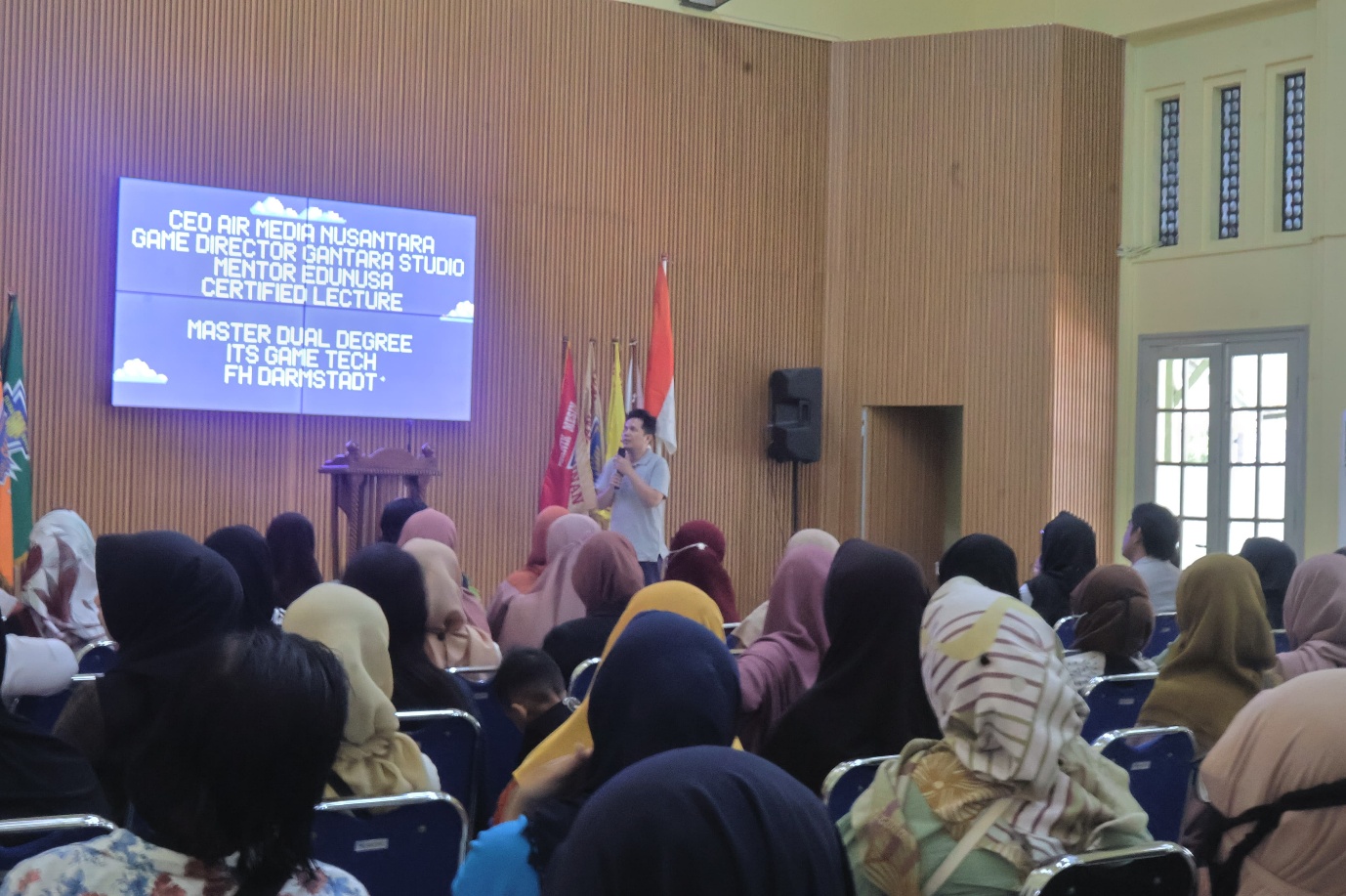 SMKN 2 Surabaya Industri Introduction